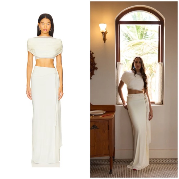Deme By Gabriella Dresses & Skirts - NWT DEME BY GABRIELLA Alyssa Top And Skirt Set in Off White Size Small